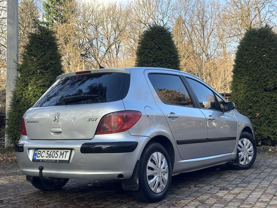 Peugeot 307 2002 року!