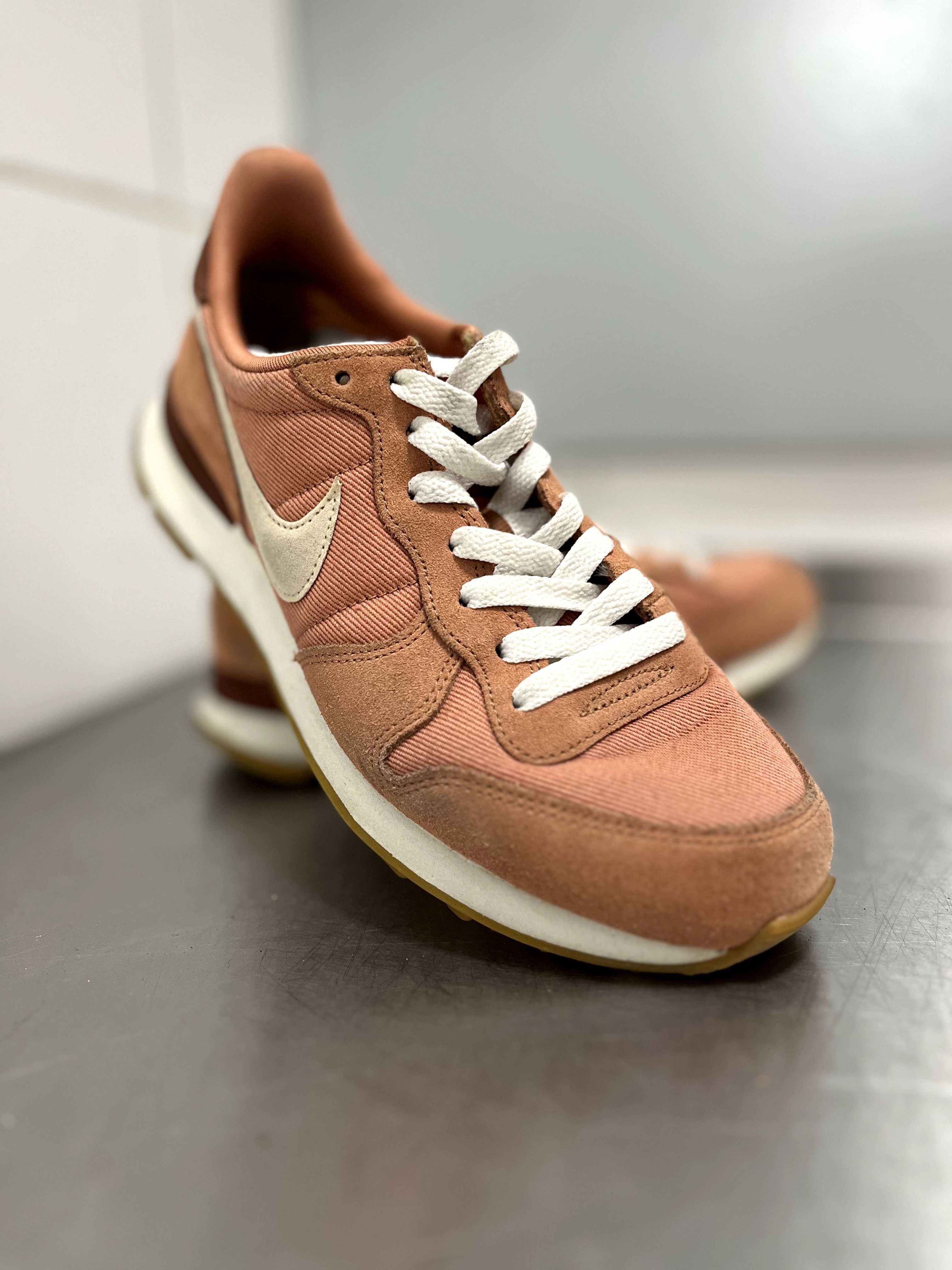 Buty Nike Wmns Internationalist