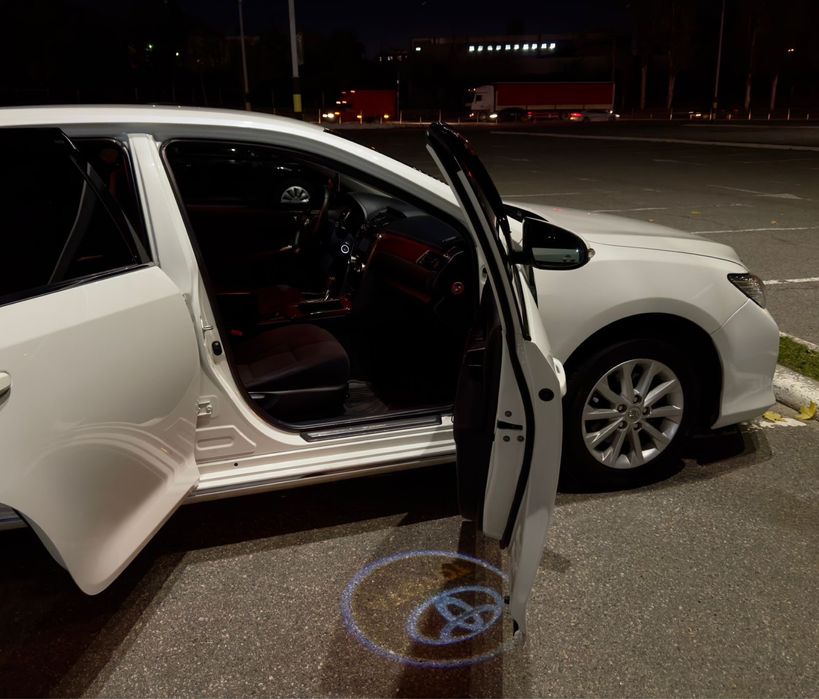 Toyota Camry 2011 рік