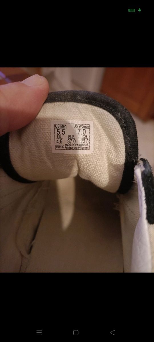Tênis Vans com flores