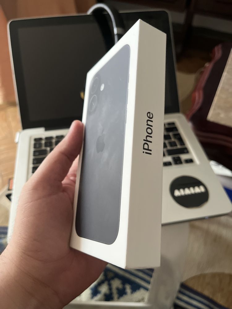 iPhone 16 128GB novo - SELADO