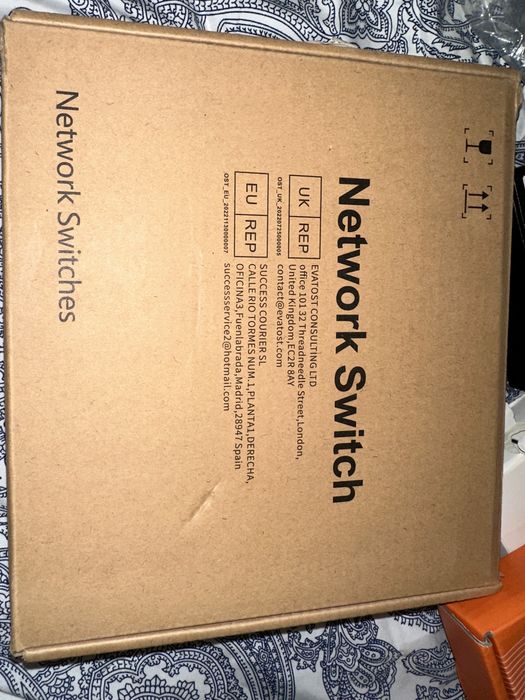 мережевий комутатор (Network Switch)