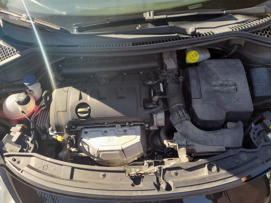 Peogeut 207 1.4 100cv gasolina