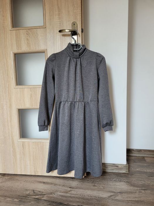 Sukienka z marszczeniami S