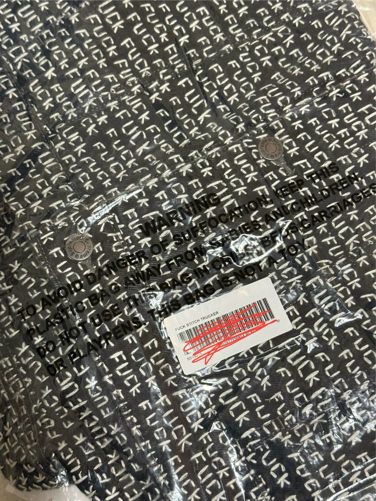 Casaco Supreme f#ck stitch truker