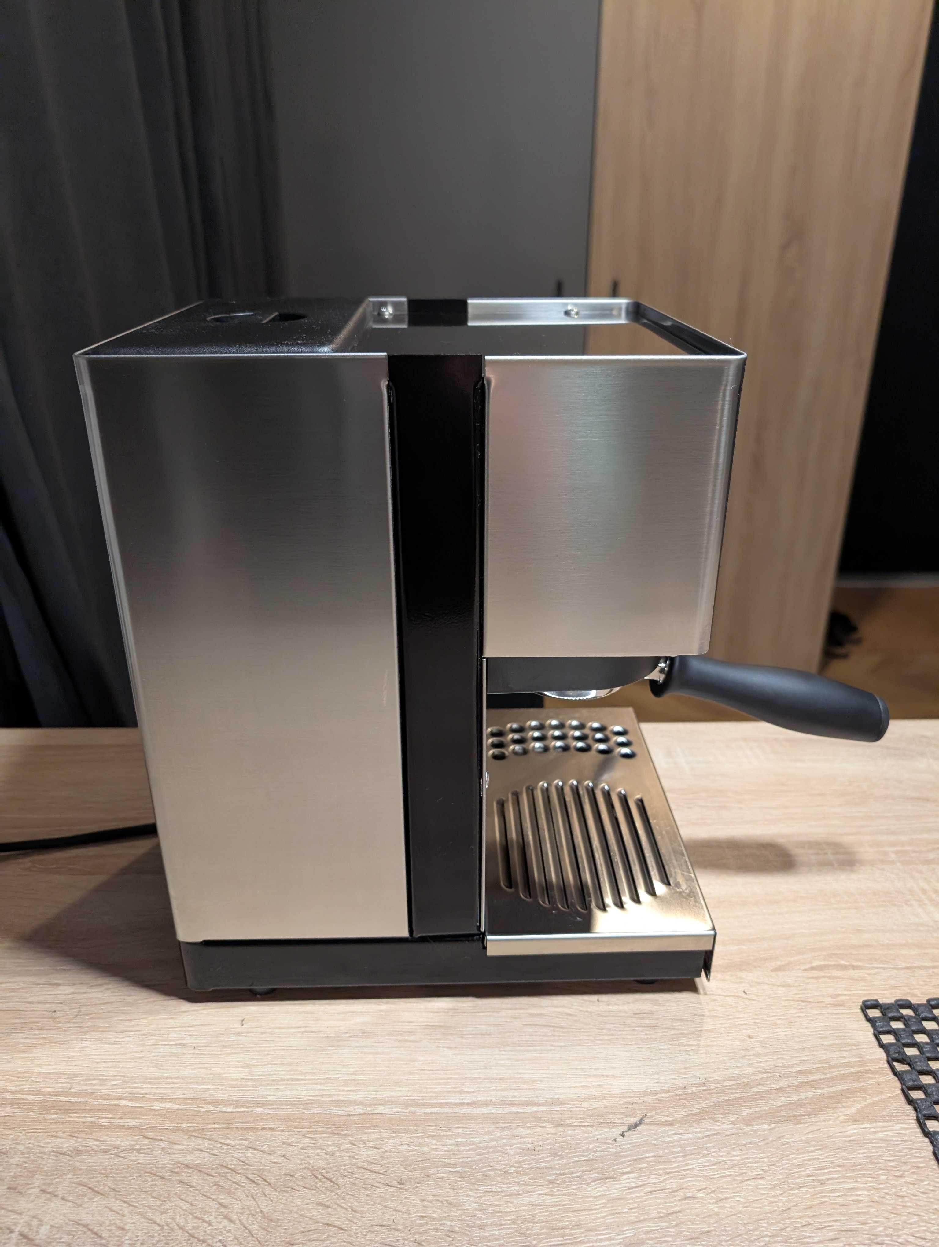 Rancilio Silvia E V6 - profesjonalny ekspres kolbowy 2022r