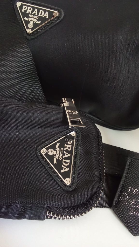Prada Re edition 2005 re nylon torebka