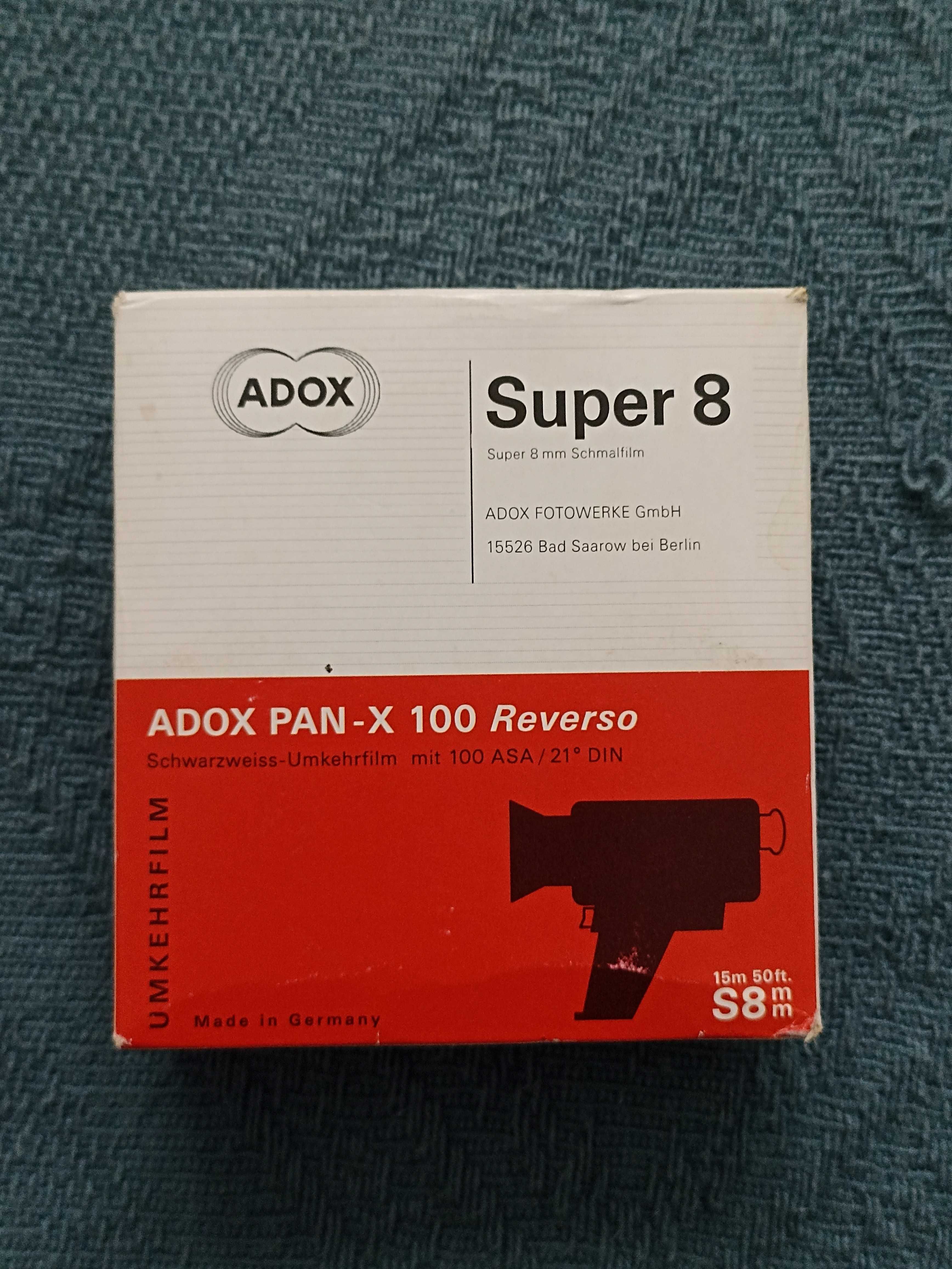 Película SUPER 8 para filmar (Kodak TRI-X B&W, Adox PAN-X Reverso B&W)