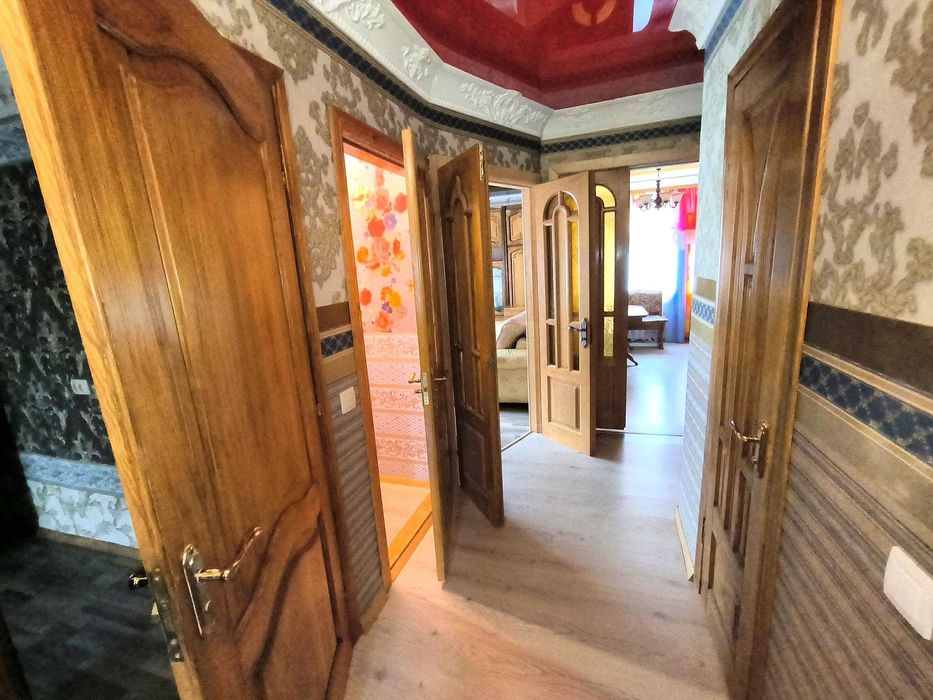 Продам 3х.кім.квартиру з новим ремонтом."Заходь та живи"
