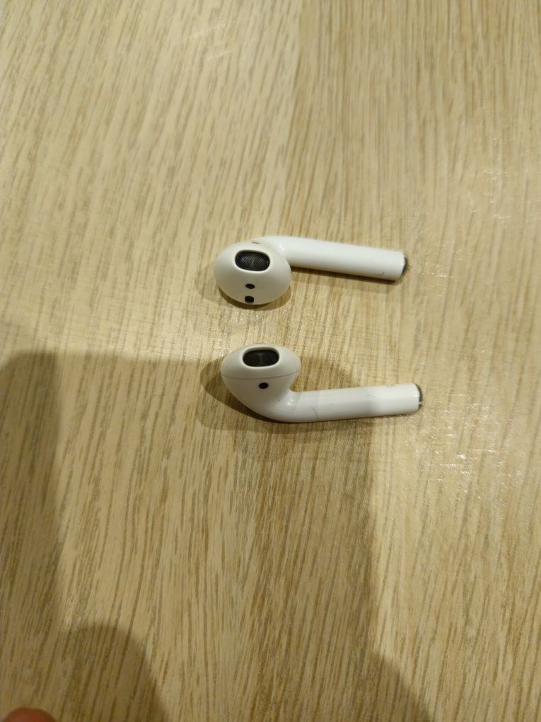 Słuchawki douszne APPLE AirPods II Biały