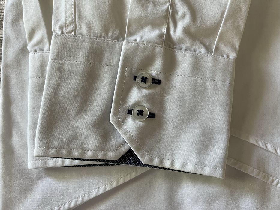 Camisa branca da Boss