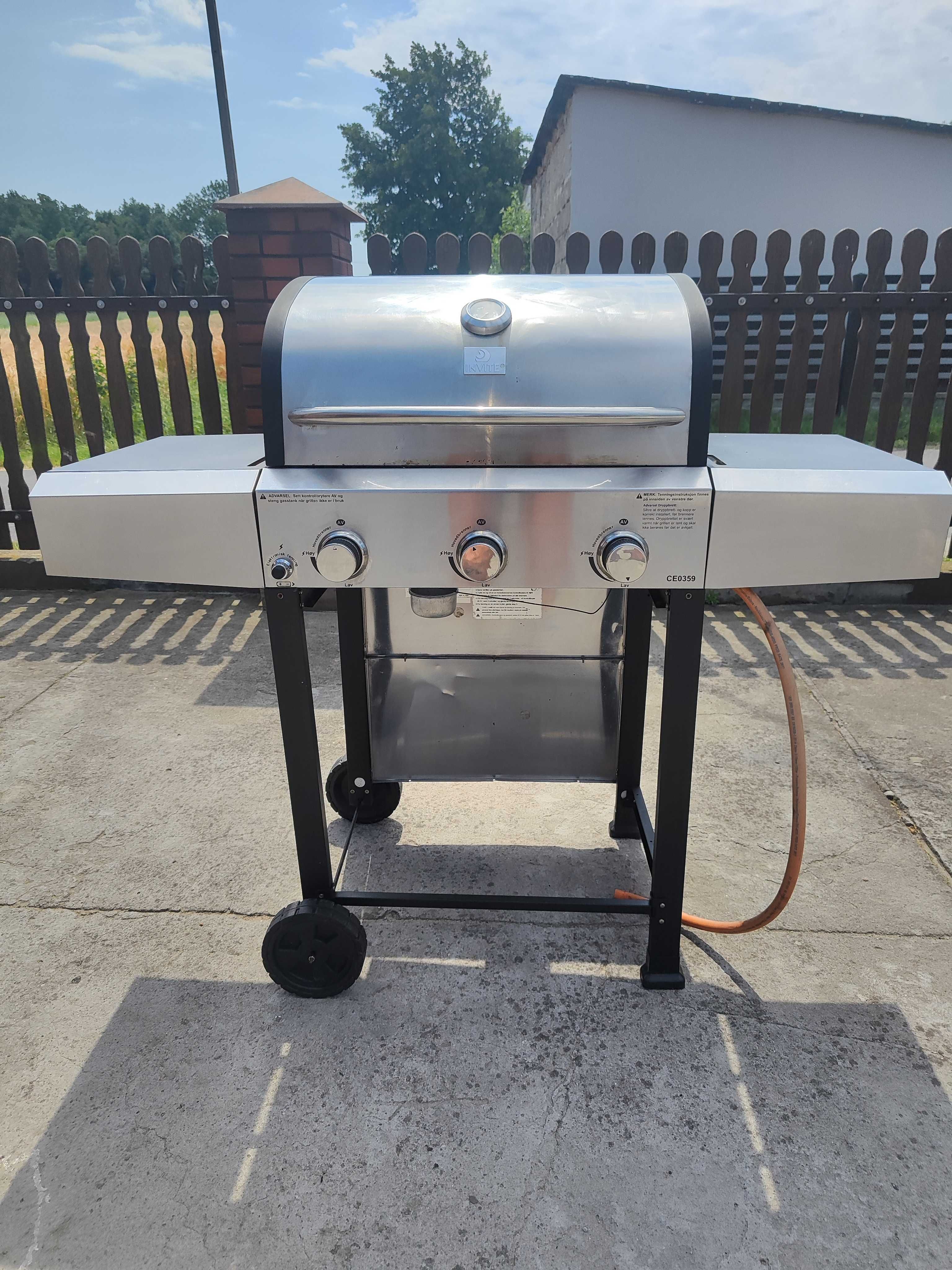Grill gazowy stan idealny