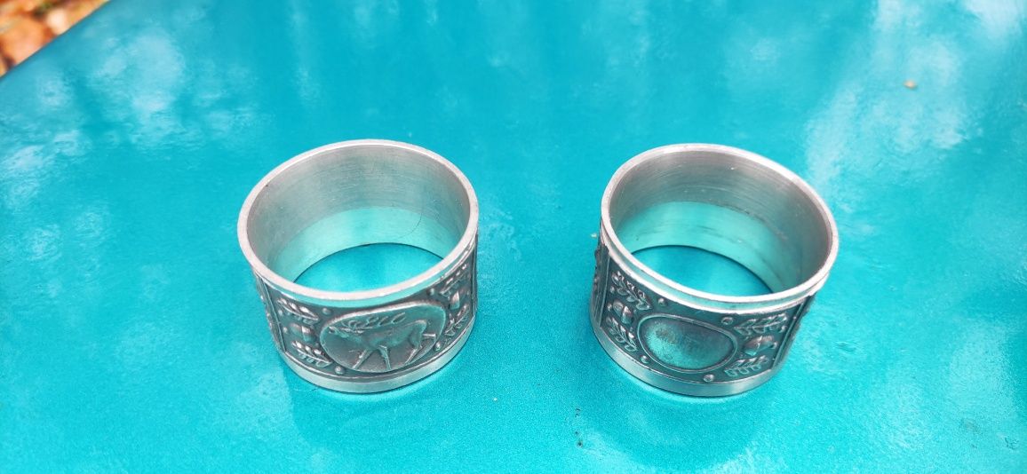 Dekoracja pierścienie chyba srebro