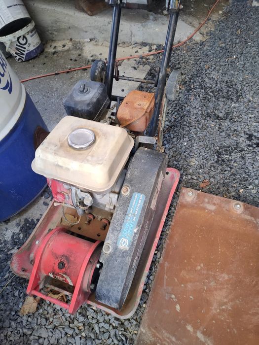 Zagęszczarka spalinowa 90 kg