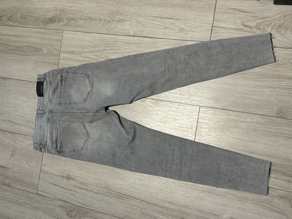 NOWE jeansy STRADIVARIUS 38 szare