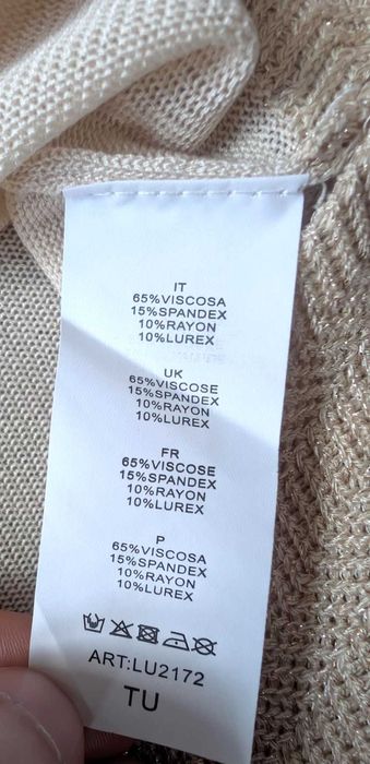 Wiskozowa bluzka sweterek na różne okazje z tiulowymi rękawami