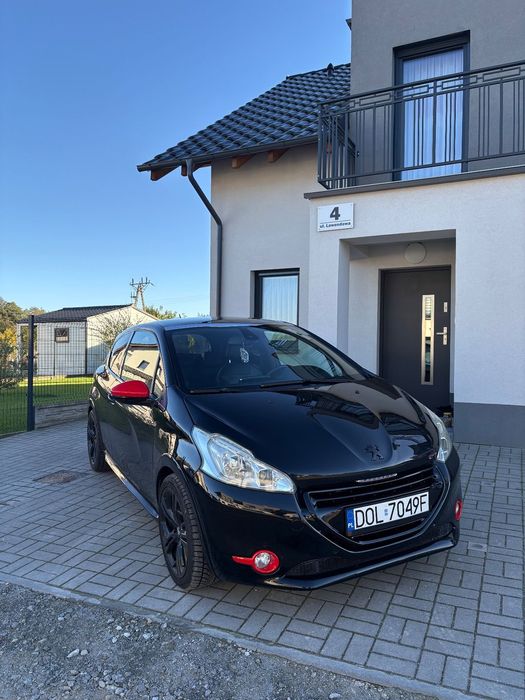 Peugeot 208 Peugeot 208 GTI 1.6 THP 200