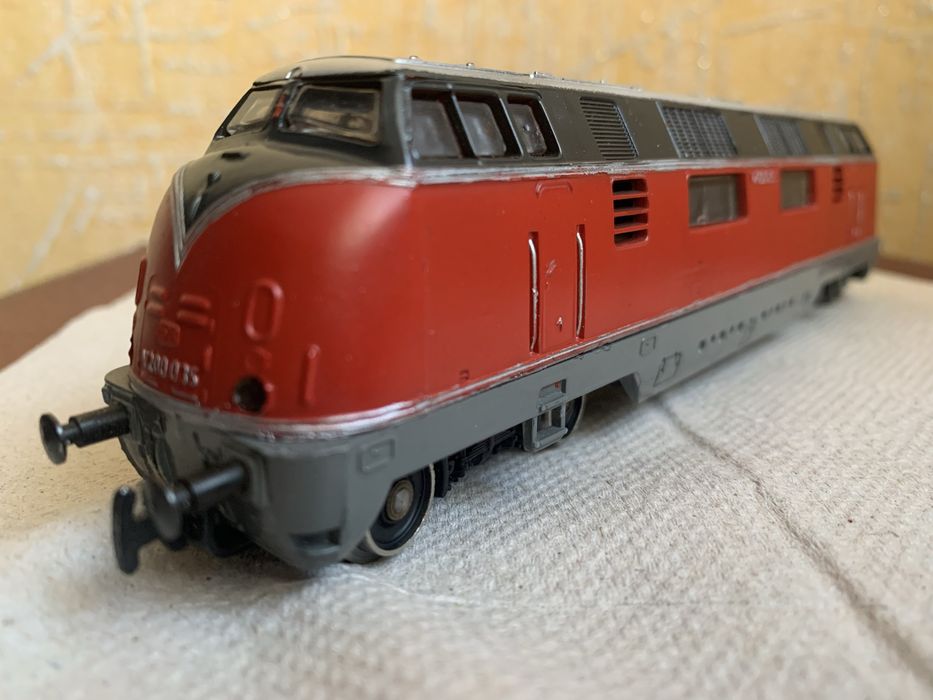 Тепловоз V 200. Piko HO. M 1:87.