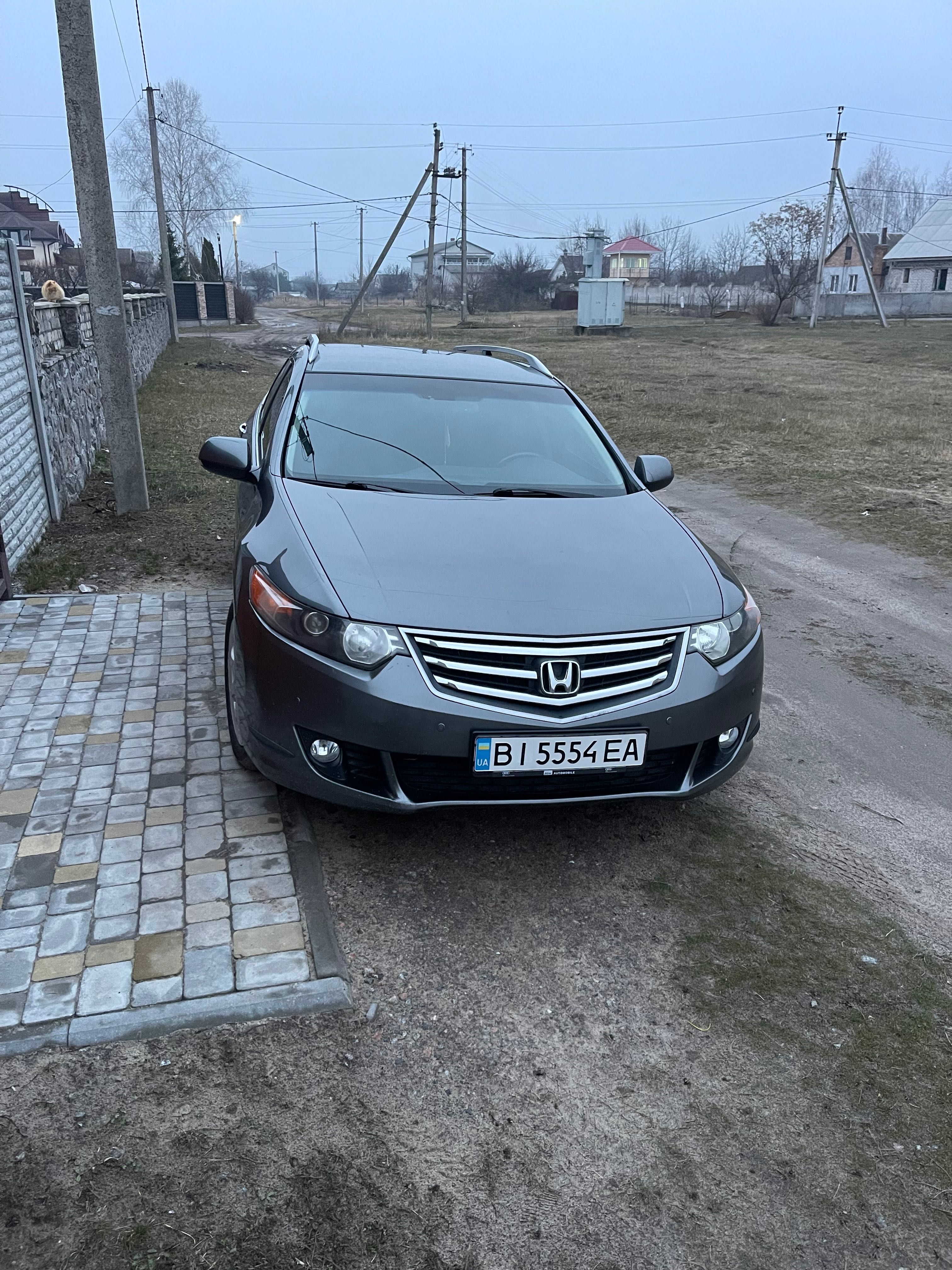 Honda accord 2009 рік випуску