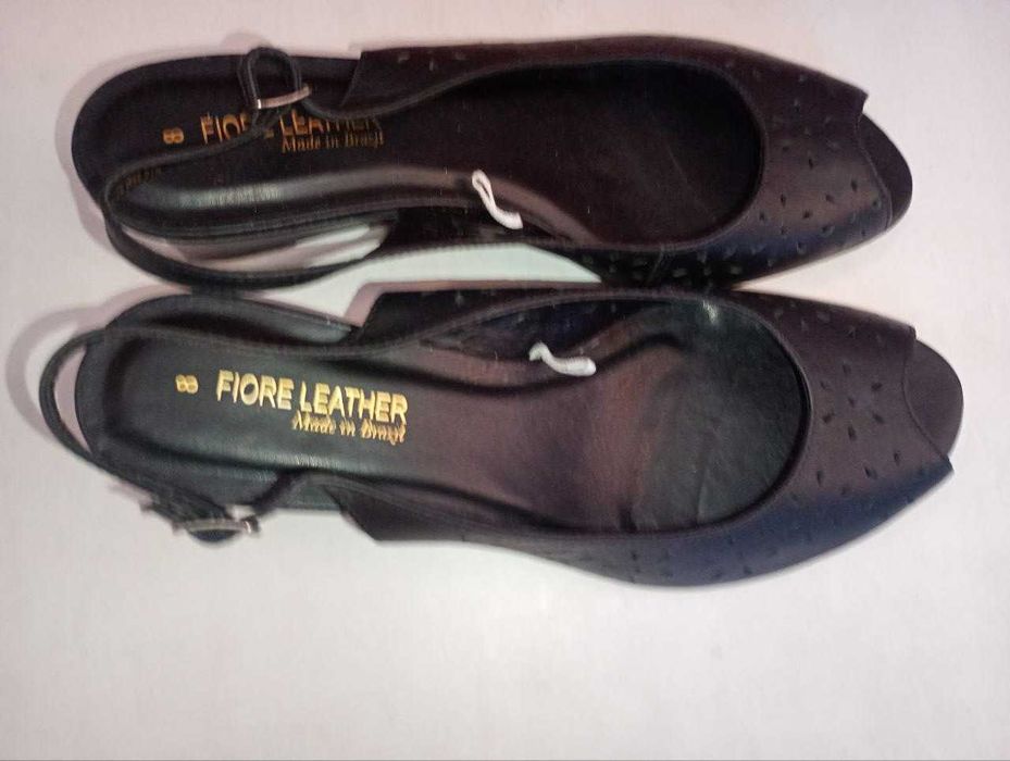 Продам Класні Жіночі Босоніжки FIORE LEATHER