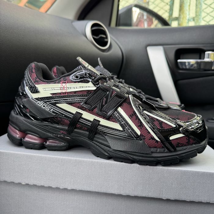 Чоловічі кросівки нюбеланс New balance 1906A Dragon Berry 2025