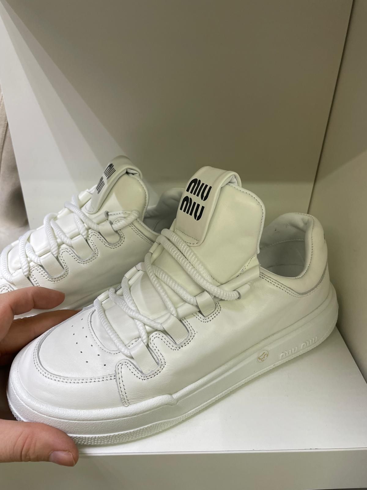 Skórzane buty miu miu 38