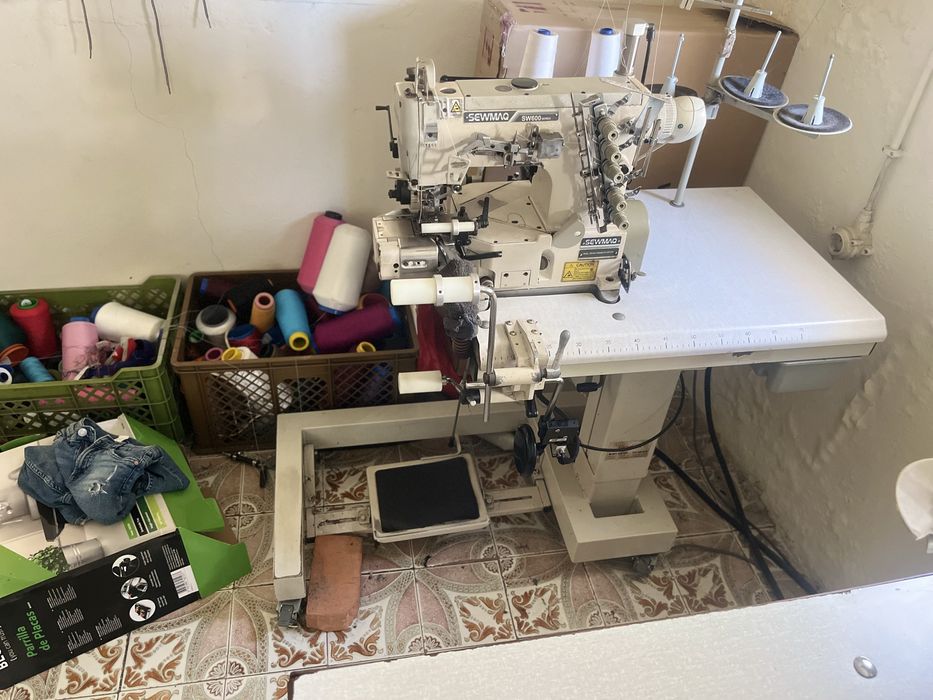 Maquina de meter elastico SEWMAQ