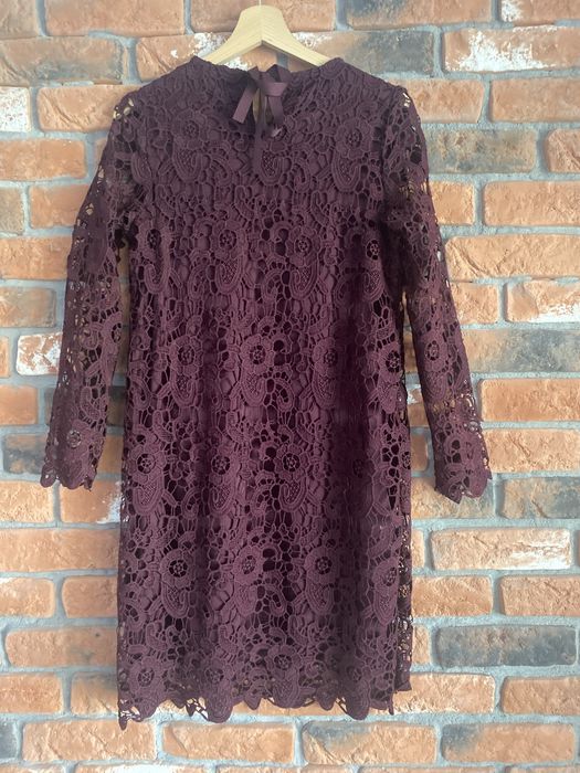 Sukienka koronkowa Mohito