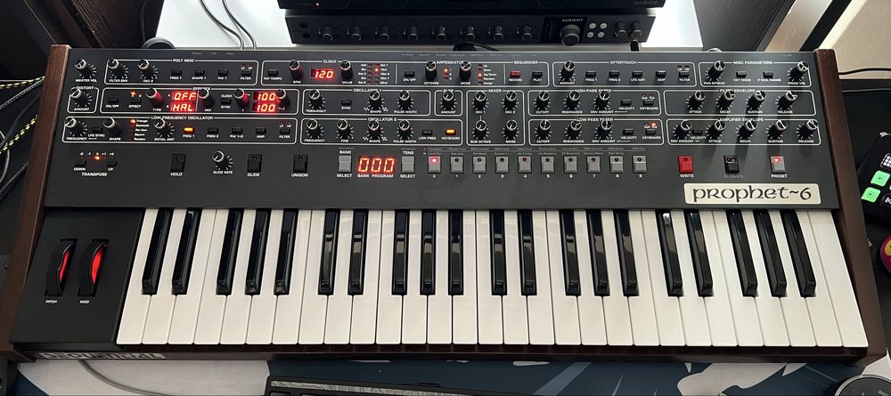 Sequential Prophet 6