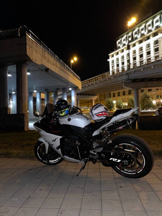 Продам своего любимца Yamaha R1