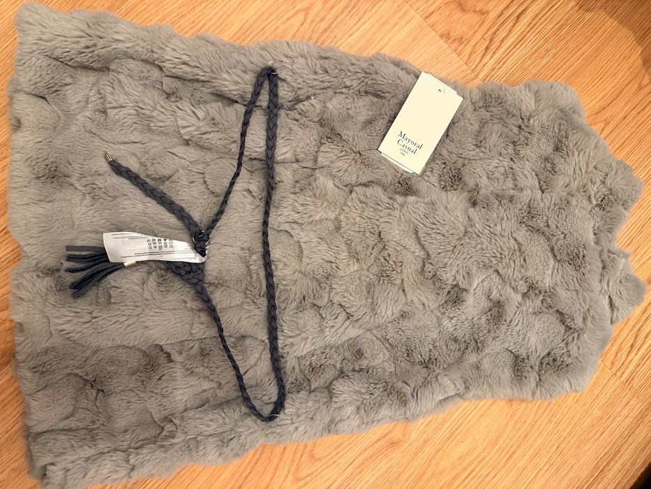 Colete mayoral novo com etiqueta