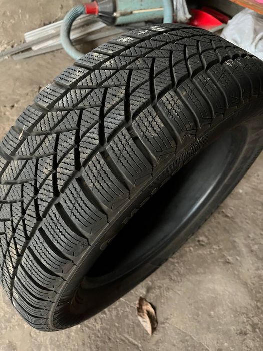 Зимова резина 205 55 16R