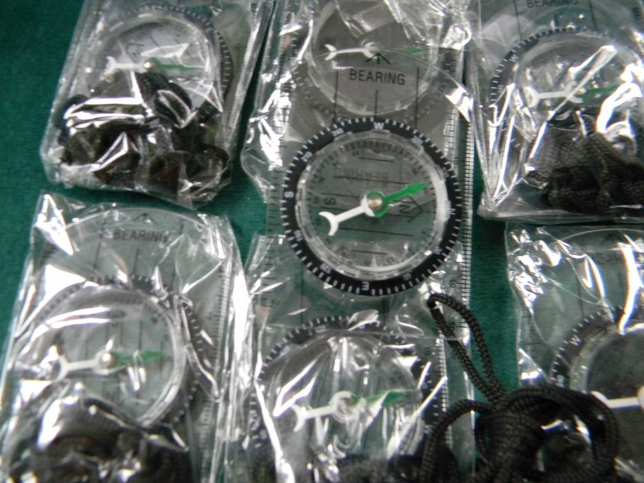 Kompas płytkowy mapowy turystyczny  nowy