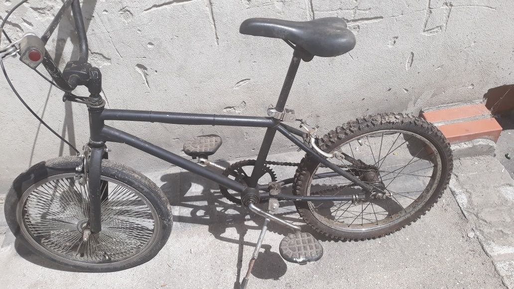 Rower starszego typu bmx