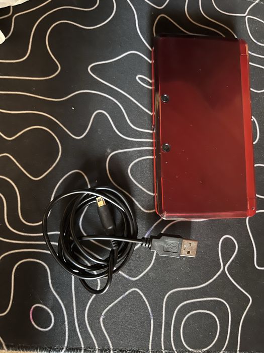 Нінтендо 3дс продам або обмін на пс віту з моєю доплатою