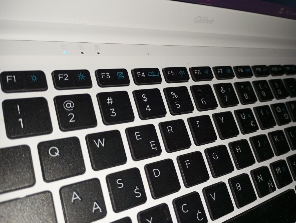 Notebook Q9 windows 14-lite laptop 14 Qilive