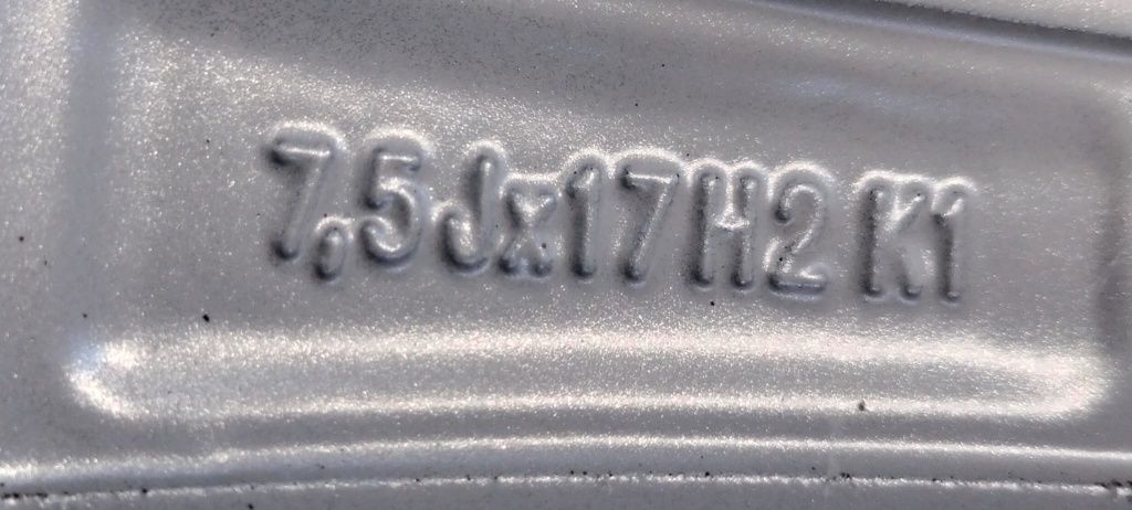 Felgi aluminiowe VW Passat Touran Caddy T-Roc 7,5x17 ET37 5x112
