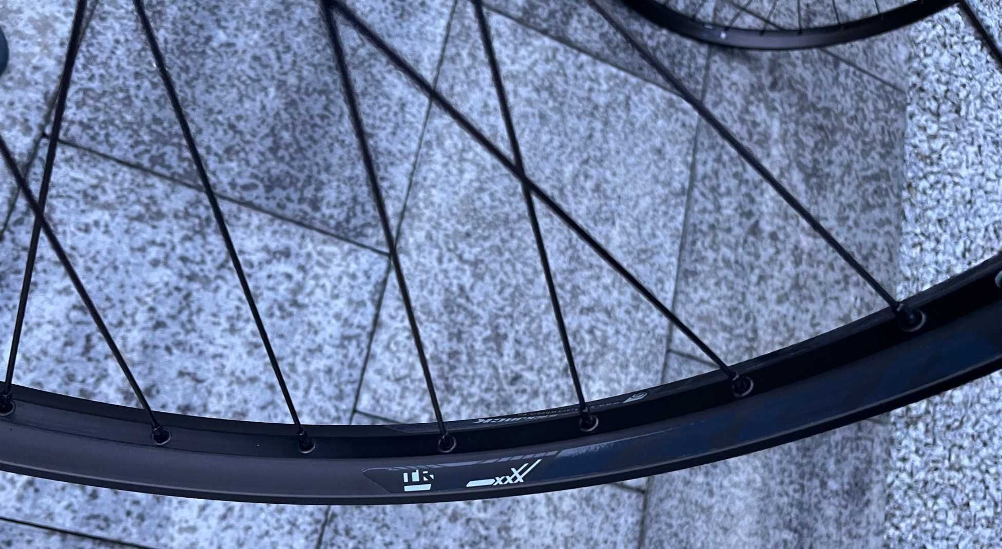 Koła MTB BLACK JACK 30 27.5'' 8/11s Boost kola kolo enduro rodi  boost