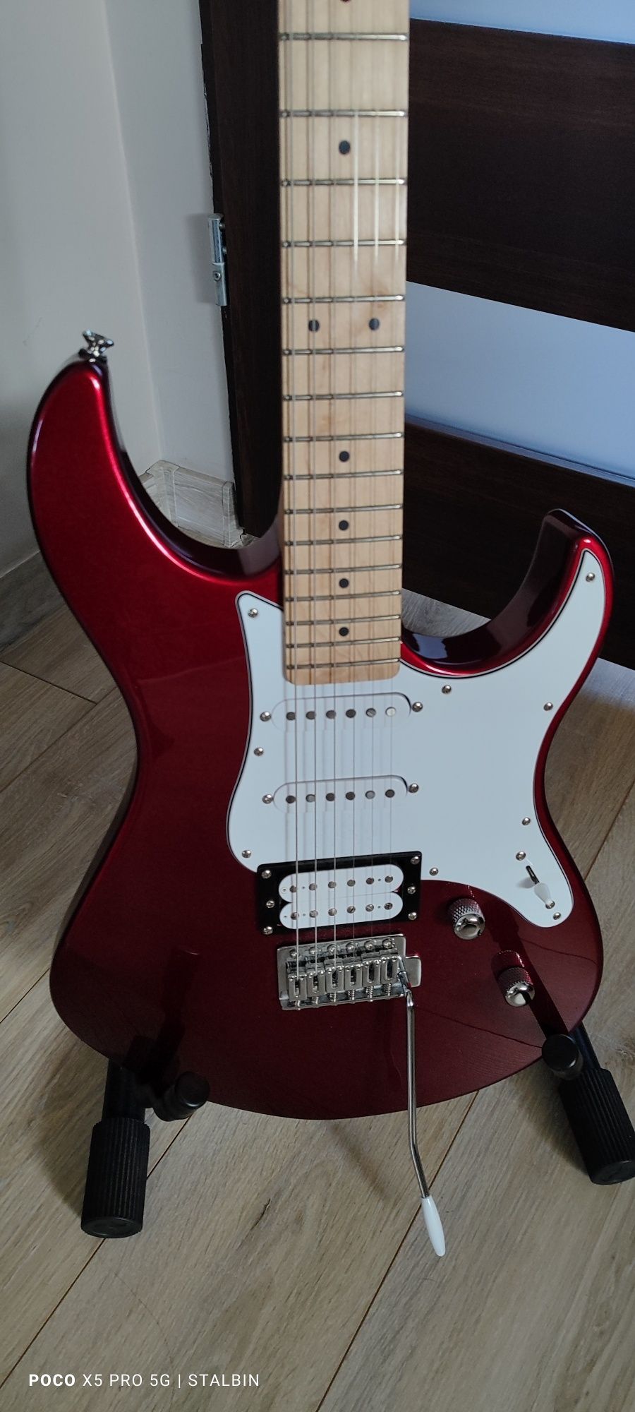 Gitara Yamaha pacifica 112 VM