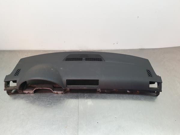 Tablier AUDI A4 (8EC, B7)