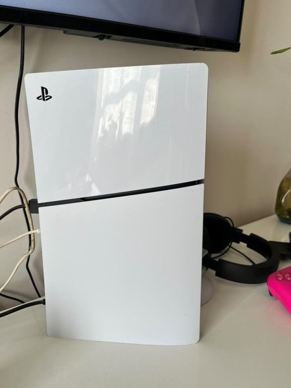 Vendo ps5 slim como nova