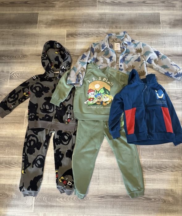 Продам речі для хлопчика (пакетом), вік приблизно 5–6 років