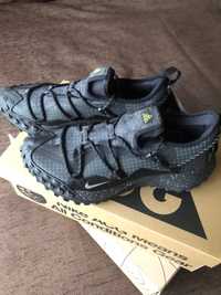 Nike Mountain Fly Low Goretex 43