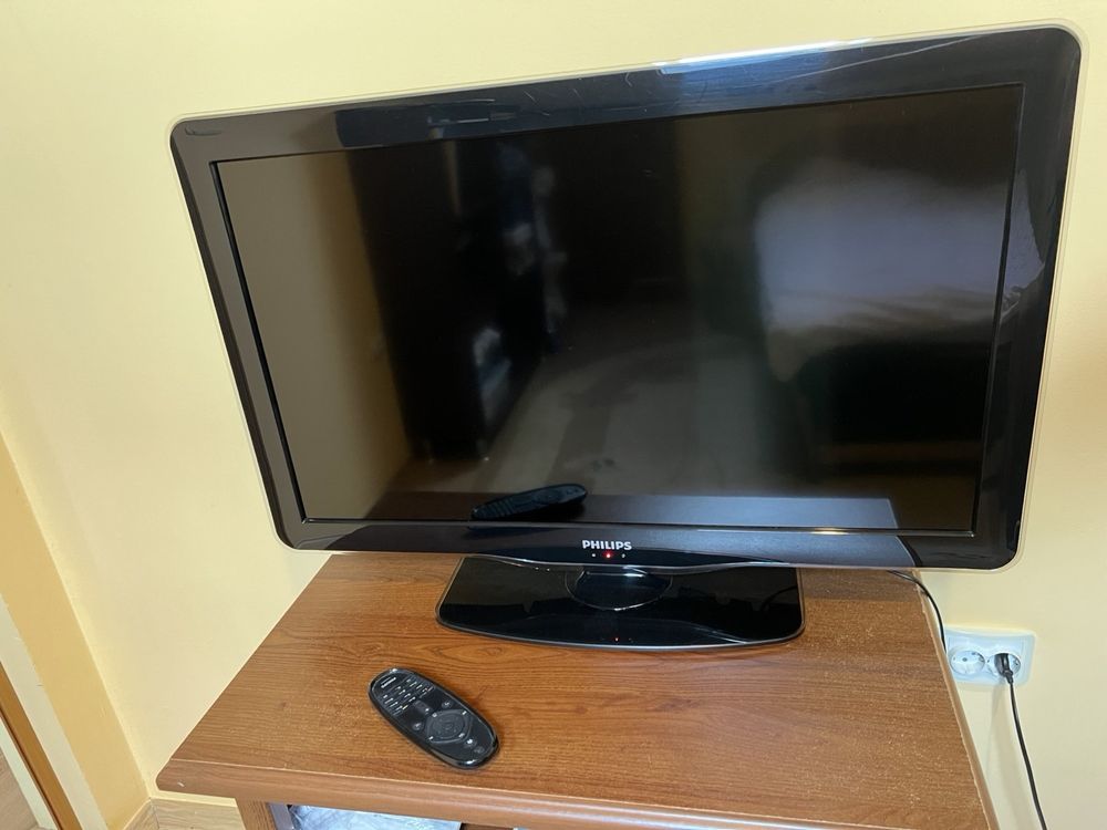 Philips LED ТВ 32PFL5605H/12