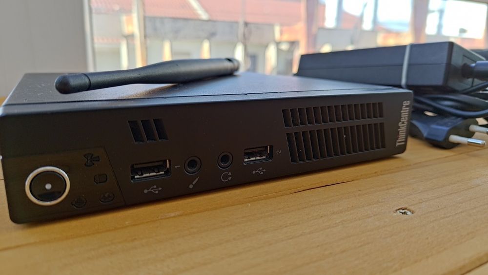 Mini PC Lenovo ThinkCentre M72e Tiny