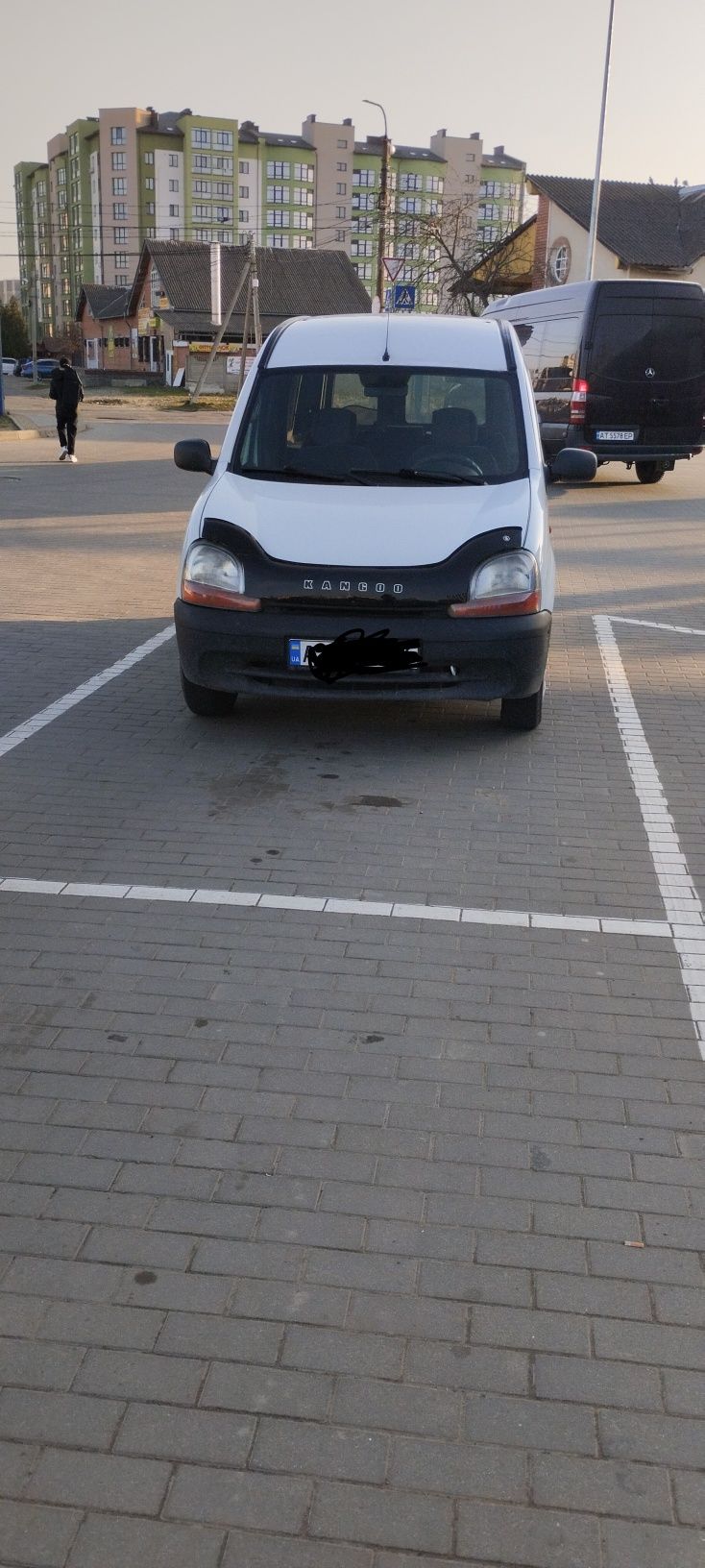 Автомобіль Renault kangoo