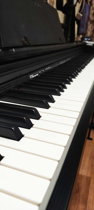 Цифрове піаніно Casio Privia PX 770