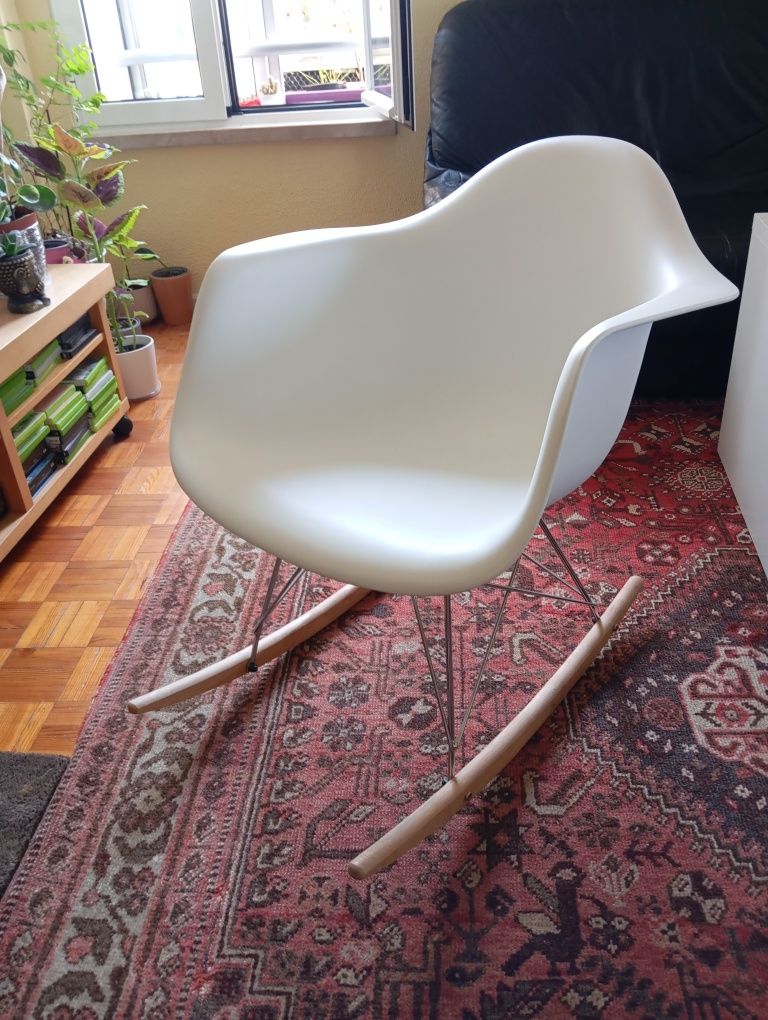 2 Cadeiras de baloiço estilo nórdico