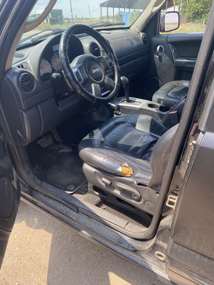 jeep cherokee не розмитнений