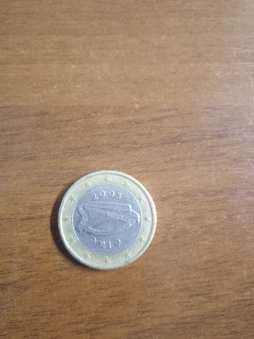 1 Euro монета унікальна єдина перевертиш.